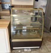 Витрина кондитерская напольная Carboma K70 VM 0,9-1 LIGHT 0012-0109 (ВХСв-0,9д Carboma), холодильная