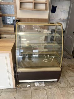 Витрина кондитерская напольная Carboma K70 VM 0,9-1 LIGHT 0012-0109 (ВХСв-0,9д Carboma), холодильная