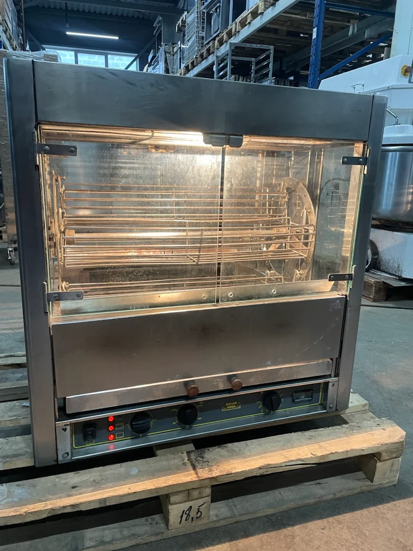 Гриль для кур Roller Grill RBE 25 карусельный на 25 кур, мощность 8.5 кВт.