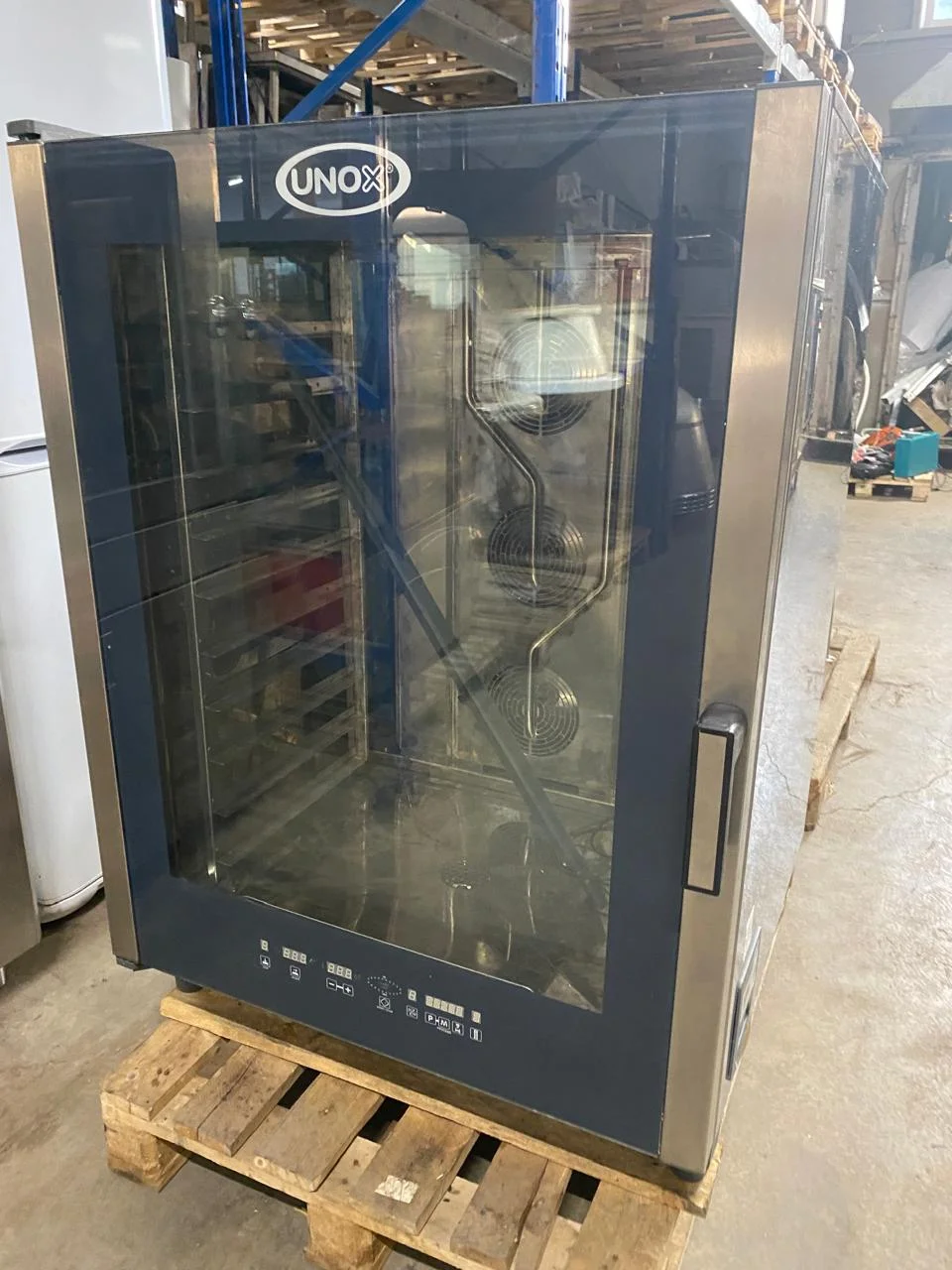 Печь конвекционная Unox XBC   805E, 10 уровней. 4