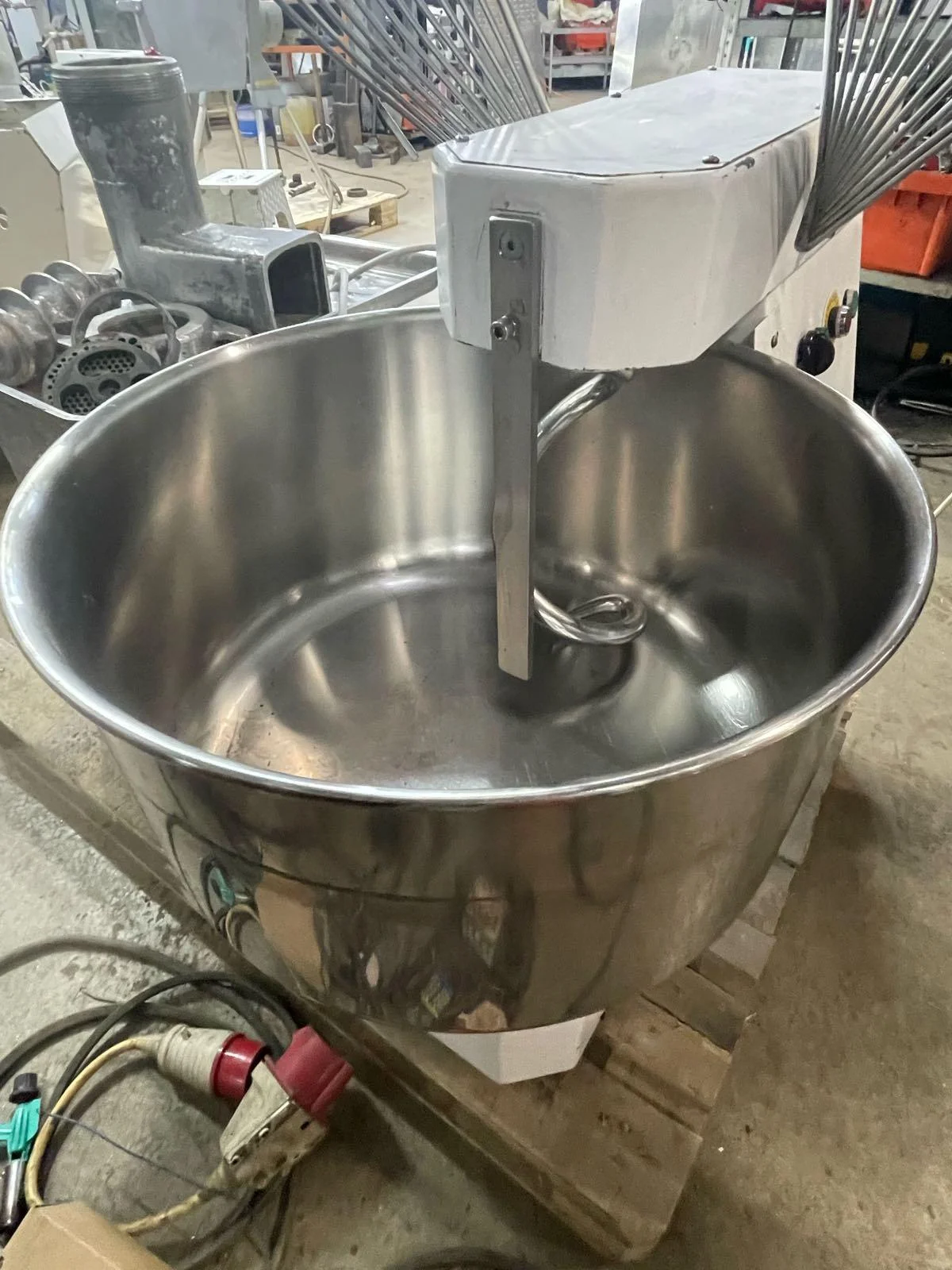 Тестомес MEC SK-55, 2 скорости, дежа на 54 л. 5